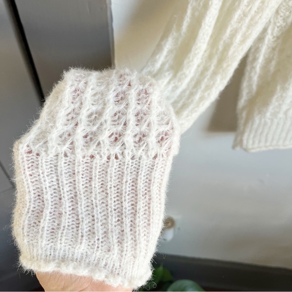 By Anthropologie Ruffled Boat Neck Sweater - Picture 11 of 13